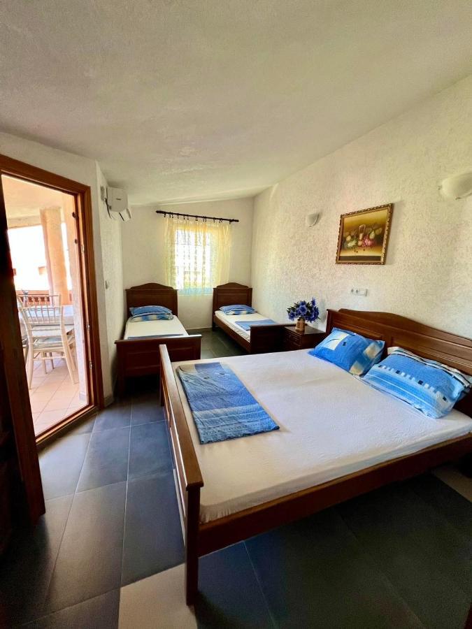 Apartments Vila Fata Ulcinj Exteriör bild